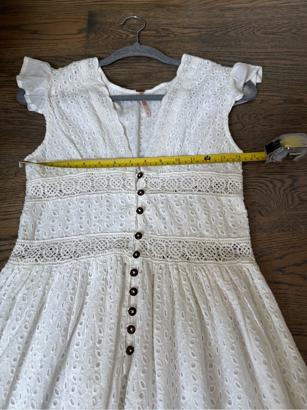 Free People White Eyelet Lace Button-Front Midi Dress with ruffle sleeves. SM - Picture 7 of 9